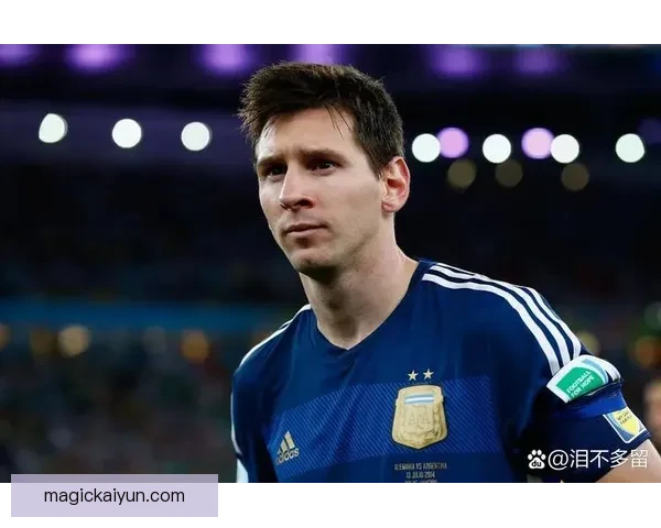 梅西创造历史：世界杯出场纪录再创新高，状态回暖值得关注