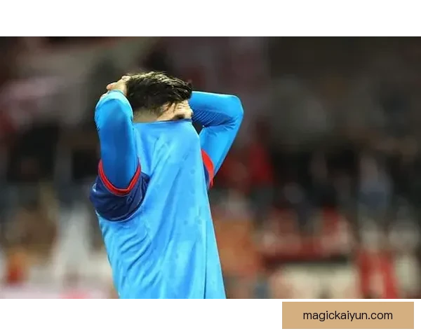 德甲斯图加特近期状态回暖，表现值得关注。