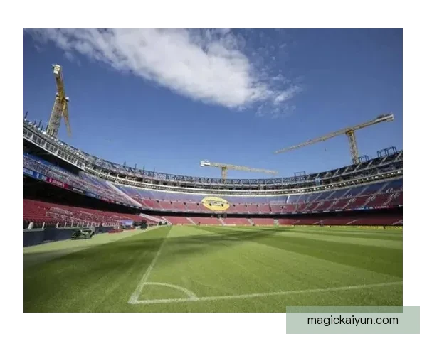 西甲诺坎普球场迎来巴萨主场赛事，近期上座率与观赛氛围持续提升